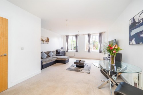 Arrange a viewing for Sutton Court Road, Sutton