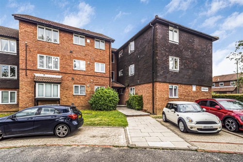 Arrange a viewing for Dorset Road, Sutton